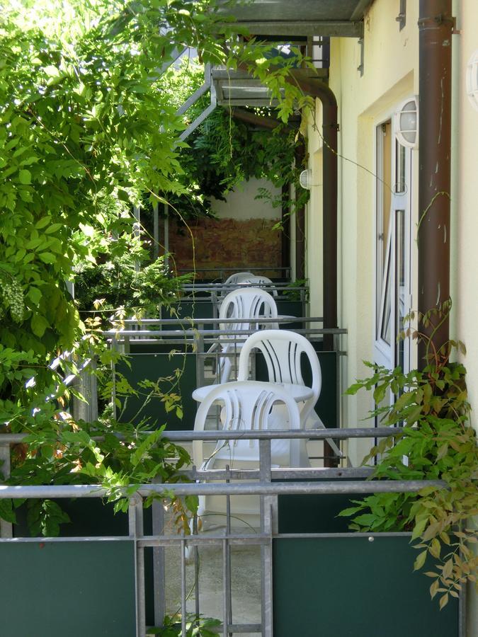 Hotel-Restaurant Zum Ochsen Schallstadt Luaran gambar