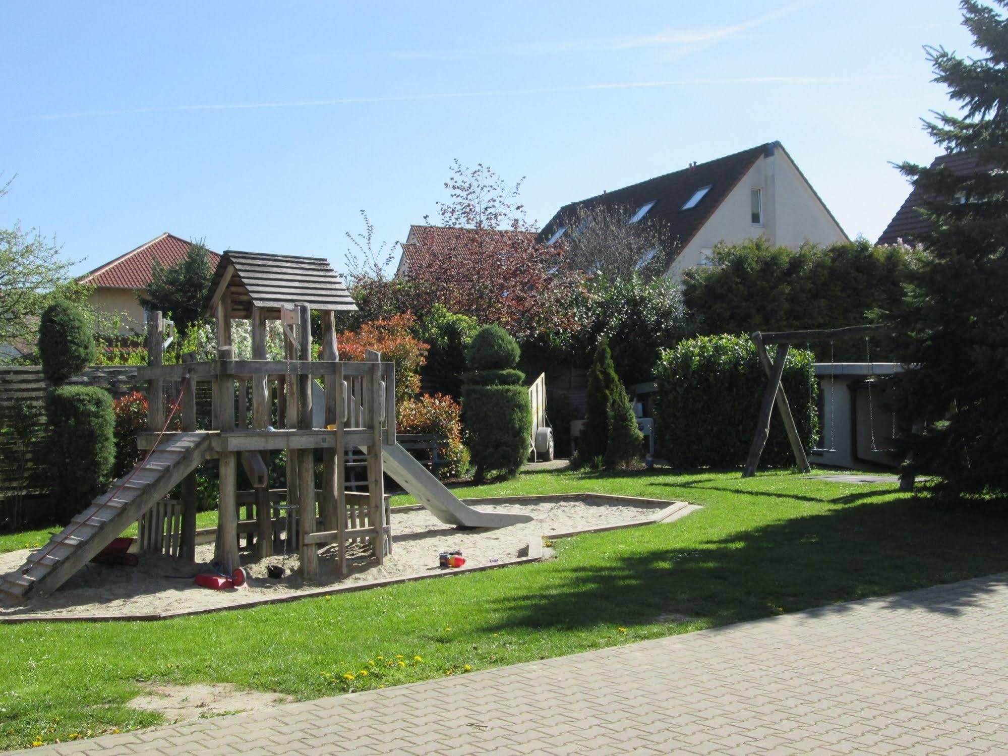 Hotel-Restaurant Zum Ochsen Schallstadt Luaran gambar